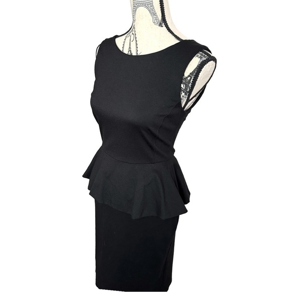 New Banana Republic Black Peplum Dress, Cocktail, Party, Stretch, size 2 - Picture 4 of 15